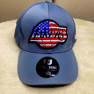 Nwt Los Angeles Lakers NBA fitted cap